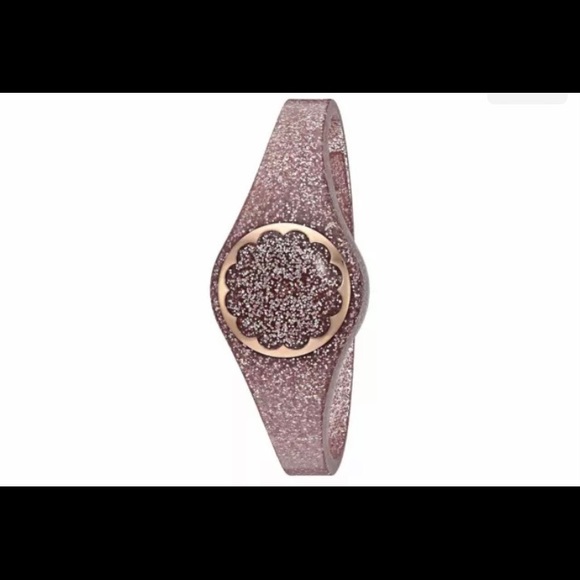 Kate Spade Scallop Tracking Device - Picture 2 of 11